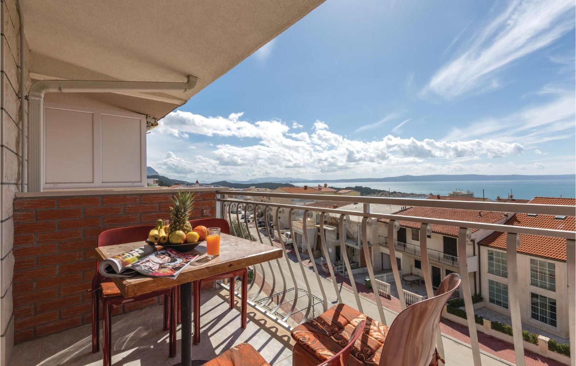 Nice Apartment In Makarska With House Sea View Kültér fotó