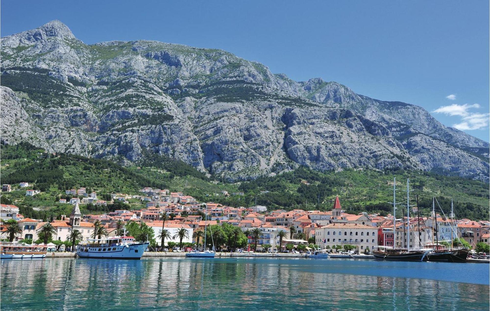 Nice Apartment In Makarska With House Sea View Kültér fotó